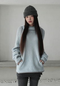 ソリュードウールフードスウェットシャツ