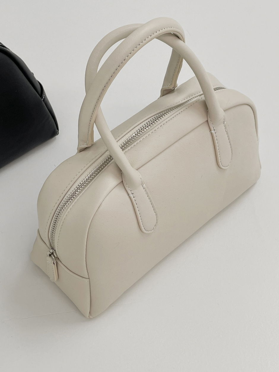 가방 화이트 색상 이미지-S2L24