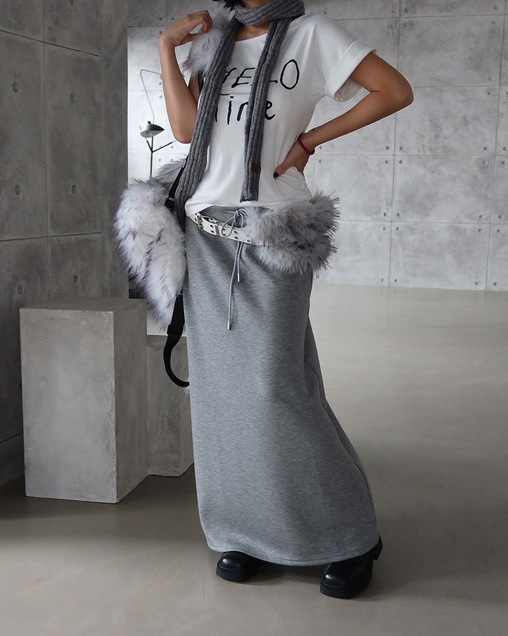 드레스 모델 착용 이미지-S1L49