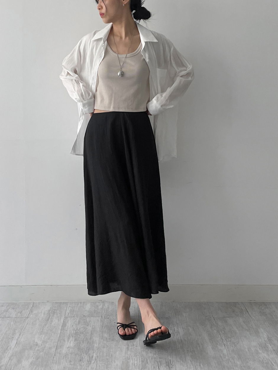 드레스 모델 착용 이미지-S4L4