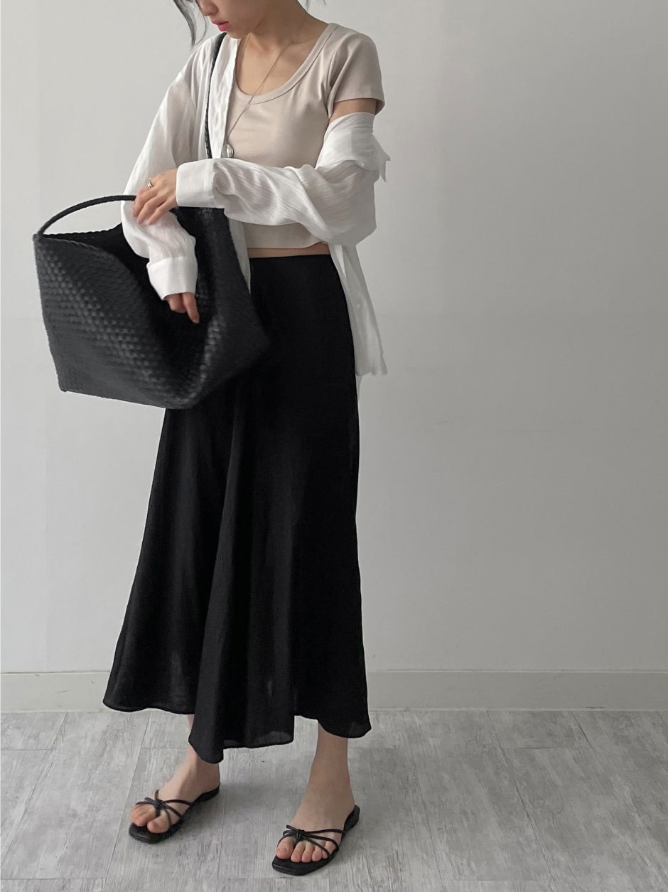 드레스 모델 착용 이미지-S4L6