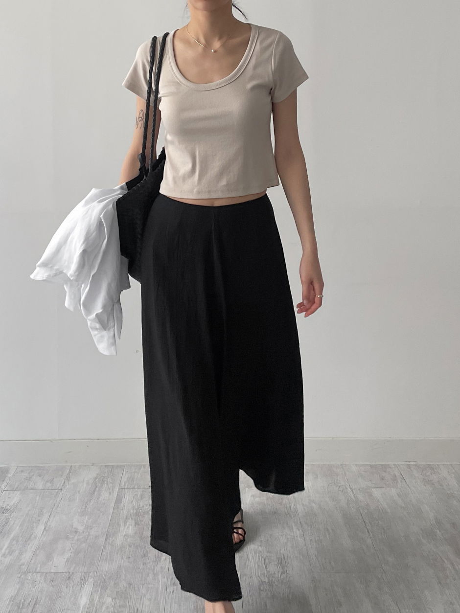 드레스 모델 착용 이미지-S4L3