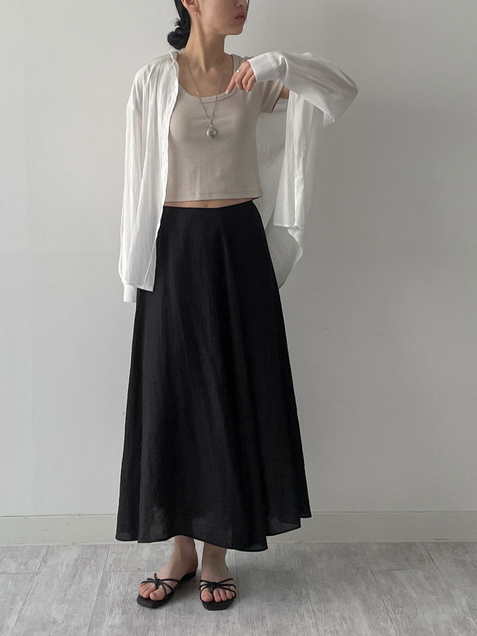 드레스 모델 착용 이미지-S4L9