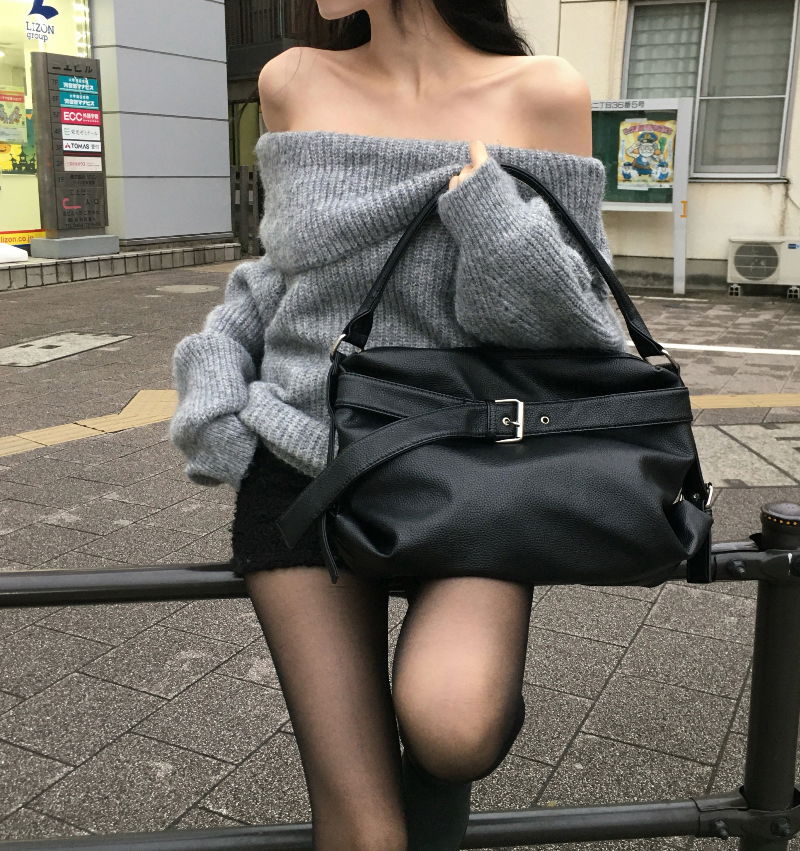 가방 모델 착용 이미지-S1L24