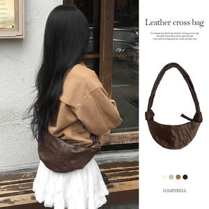 에리스 반달 매듭 크로와상 가죽 크로스백 숄더백 데일리 캐주얼 학생가방 호보백 코디아이템