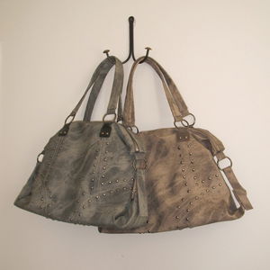 노라 레더 스터드 빅 숄더백