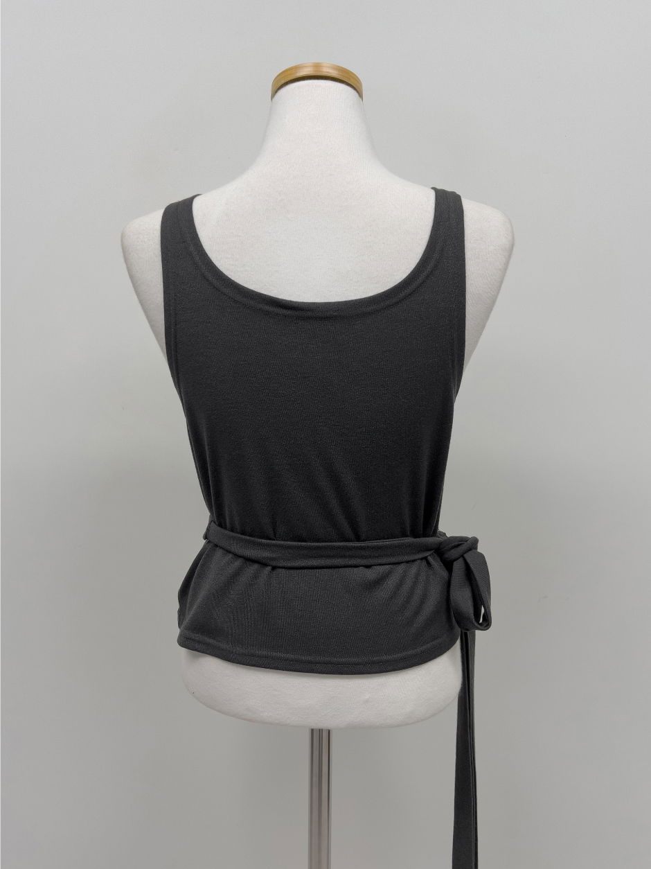 민소매 차콜 색상 이미지-S3L8