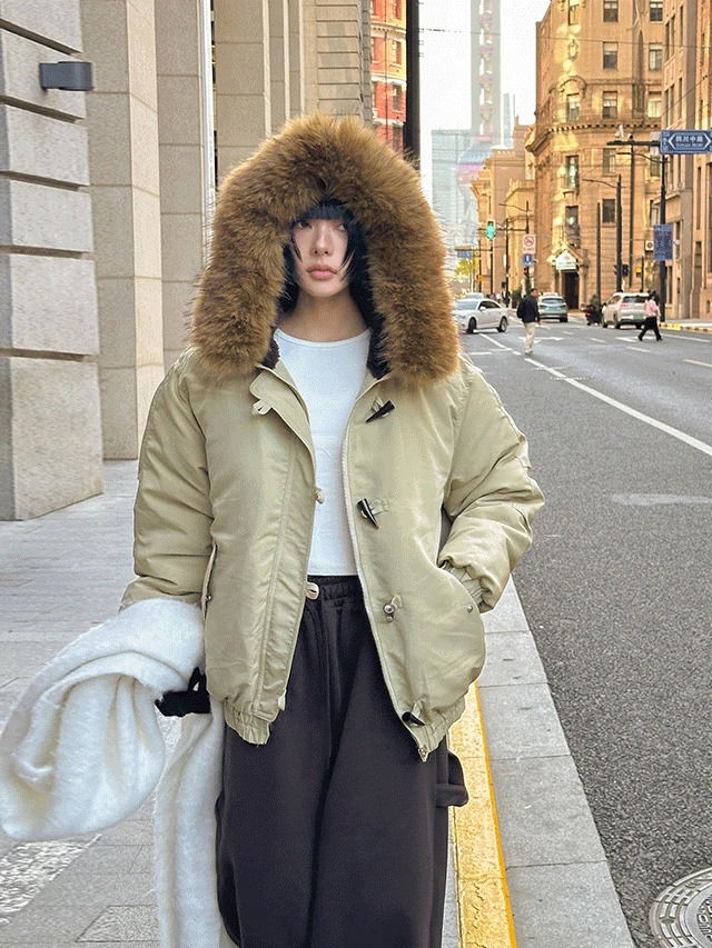 ダウンジャケット