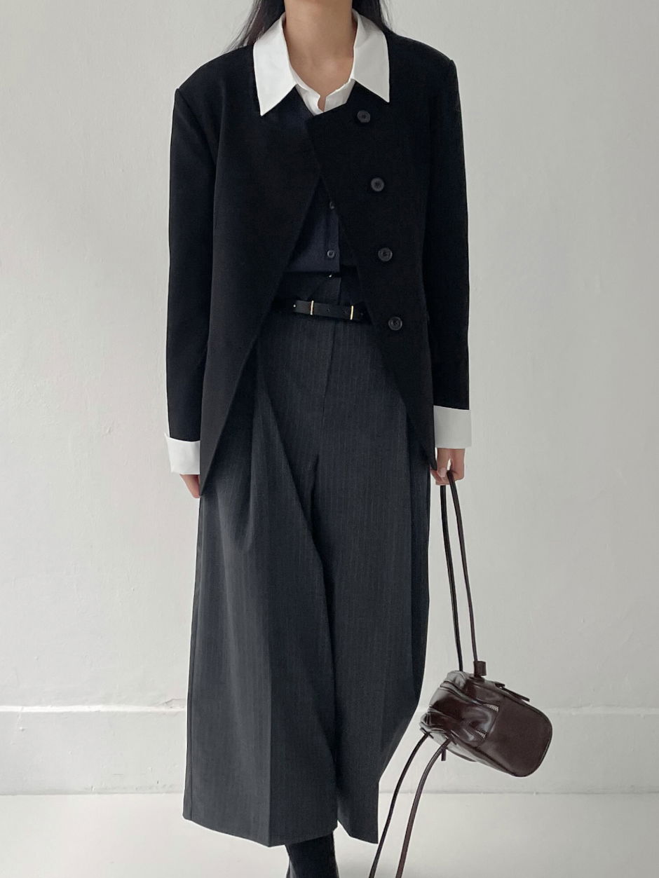 바지 모델 착용 이미지-S3L42