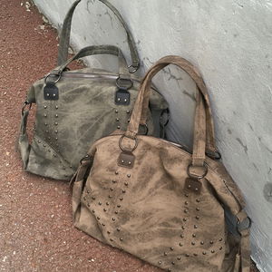 바릴 워싱 리벳 스터드 빅 숄더백