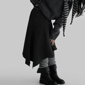 로넛 스웨이드 언발 절개 스커트 (벨트SET)