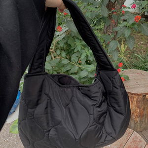 히즈루 패딩 숄더백