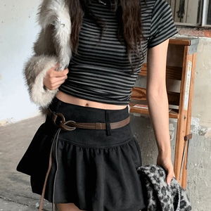 로티스 슬림핏 단가라 스트라이프 폴라 반팔티 2 color 폴라티/하객룩/연말룩