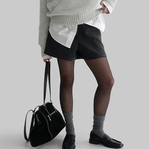 투오즈 미니멀 울 숏 팬츠