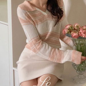 Made)딜라이트 스트라이프 오픈카라 니트