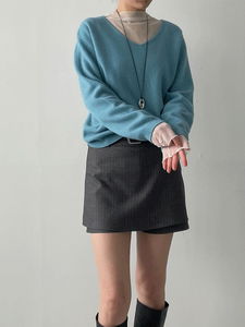 Holga V- V-Neck Loose-fit knitwear 