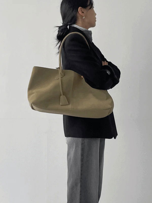 ショルダーバッグ