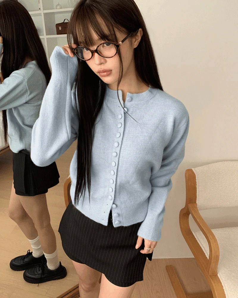 Burm Big Bean Button Round Neck Long Sleeve Knitwear Cardigan