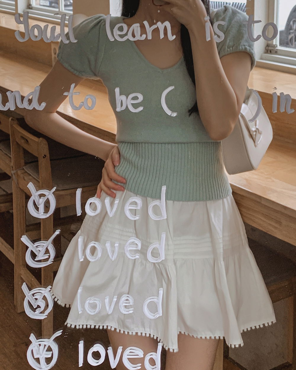 반팔 티셔츠 모델 착용 이미지-S1L29