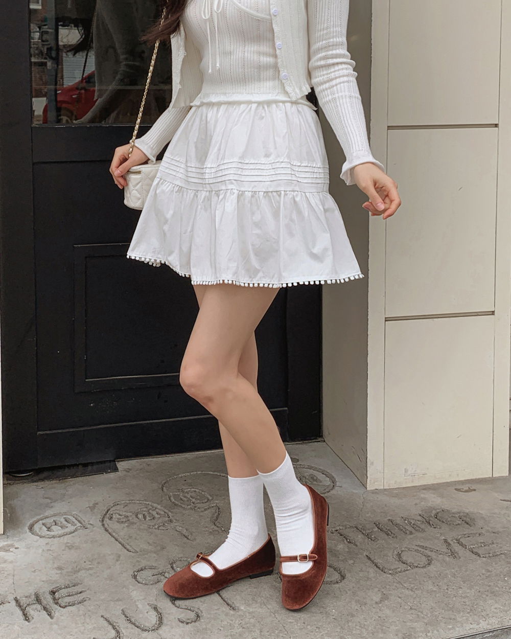 반팔 티셔츠 모델 착용 이미지-S1L39