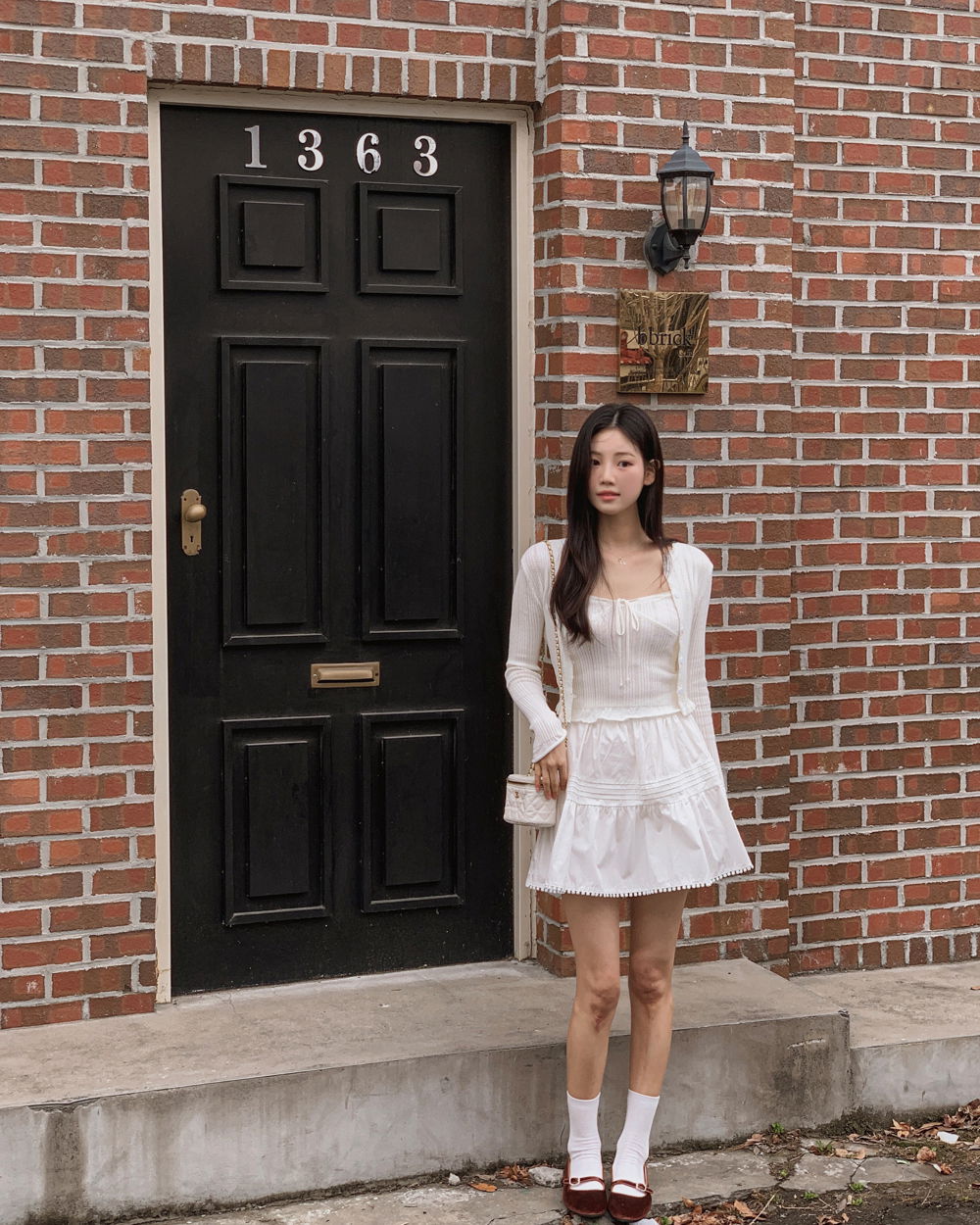 반팔 티셔츠 모델 착용 이미지-S1L40