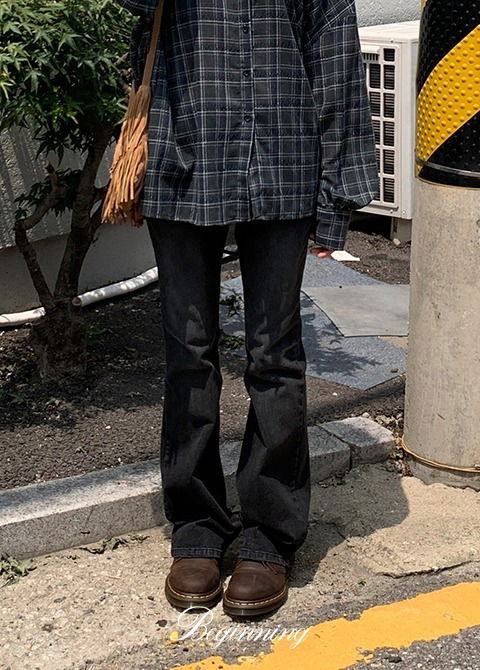 ウォッシングデニムブーツカットパンツ