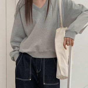 버프 브이넥 맨투맨