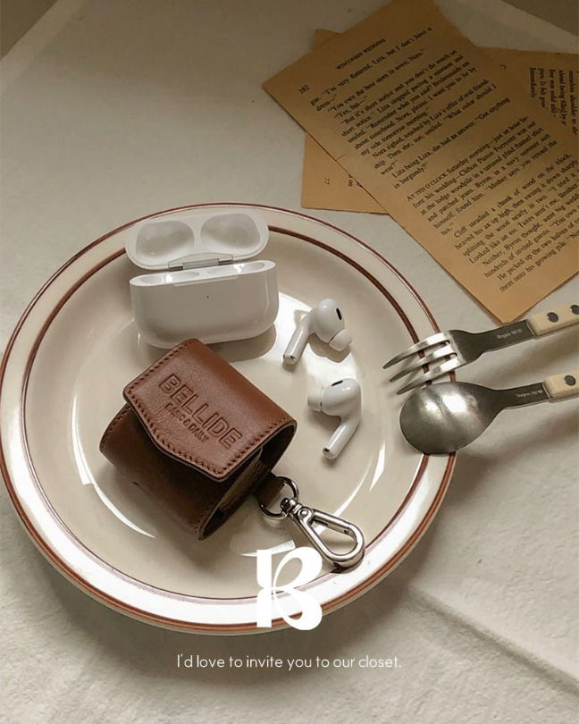 Antique AirPod cowhide case key ring