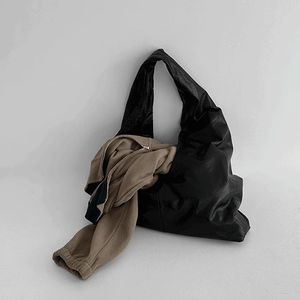 Shoulder Bags