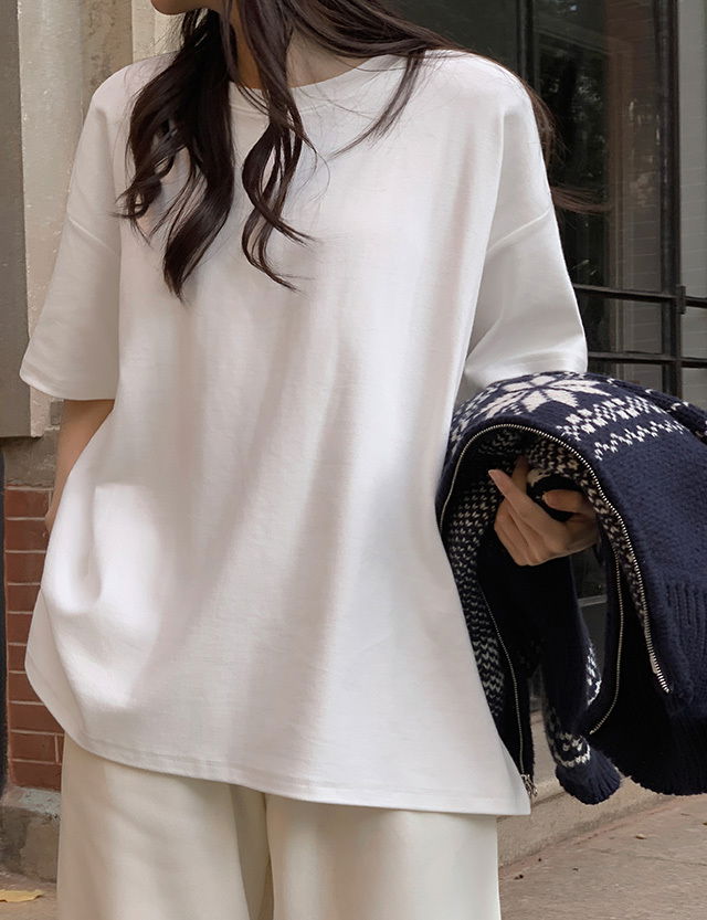 レイヤードに最適ルーズフィットピーチ裏起毛Tシャツ