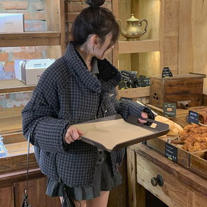 루한 체크 하이넥 스트링 패딩 점퍼