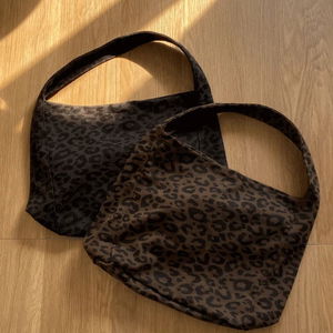 데일드 호피숄더백 레오파드백 보부상백 2 color