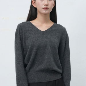 WOMAN 홀가먼트 울 브이넥 니트 풀오버