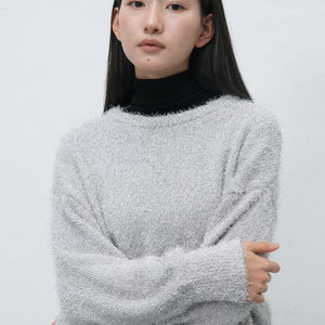 WOMAN 메탈 롱헤어 루즈핏 풀오버