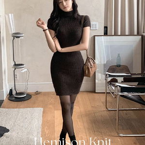 헤미슨 니트 하프넥 미니 원피스