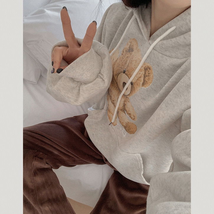 Bear Print Pocket Hoodie