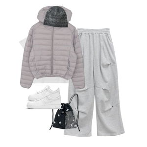 반팔티,팬츠,패딩자켓 코디