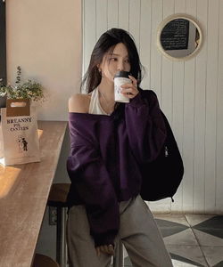 休閒寬鬆落肩V領加絨單肩長袖上衣