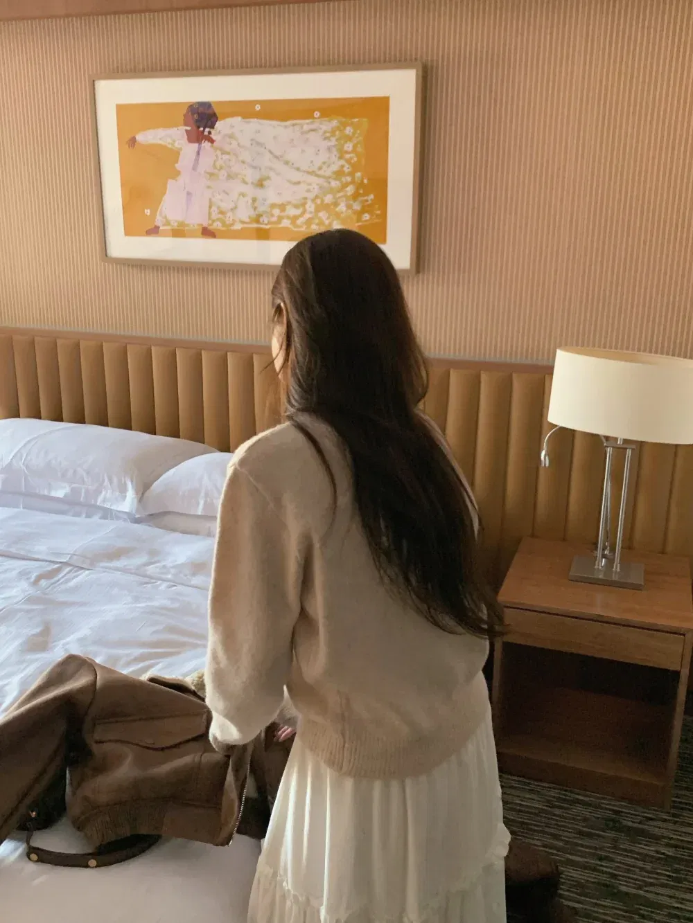 긴팔 티셔츠 모델 착용 이미지-S1L76