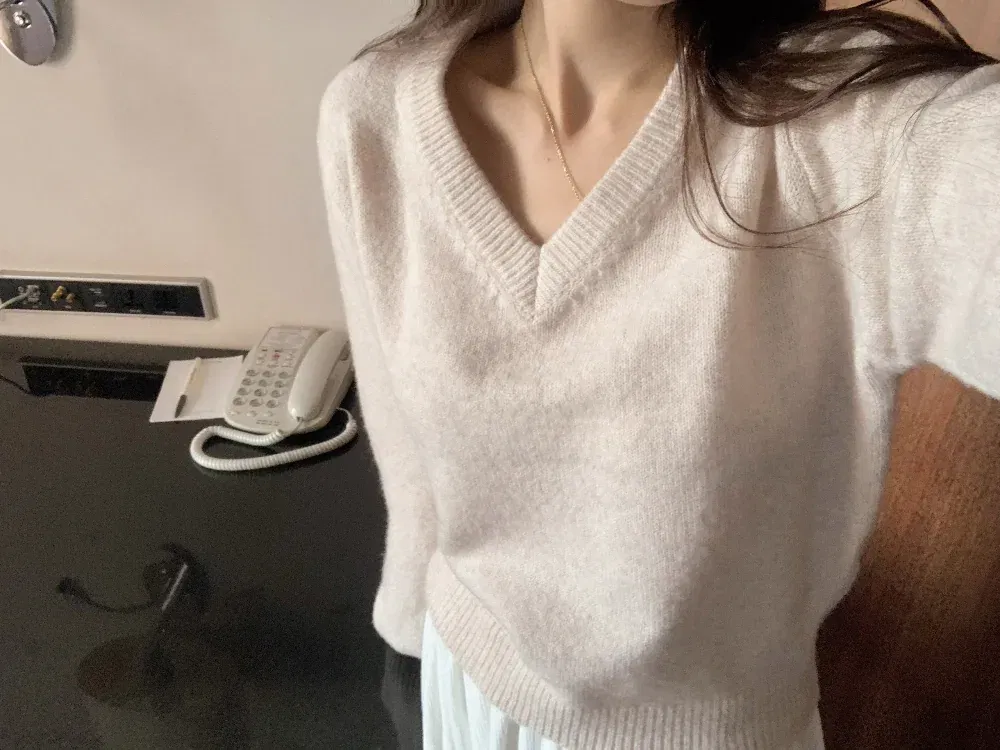 긴팔 티셔츠 모델 착용 이미지-S1L70