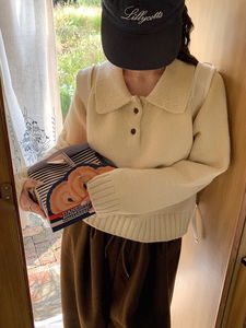 Leel Loose-fit Collar Half Button Knitwear 