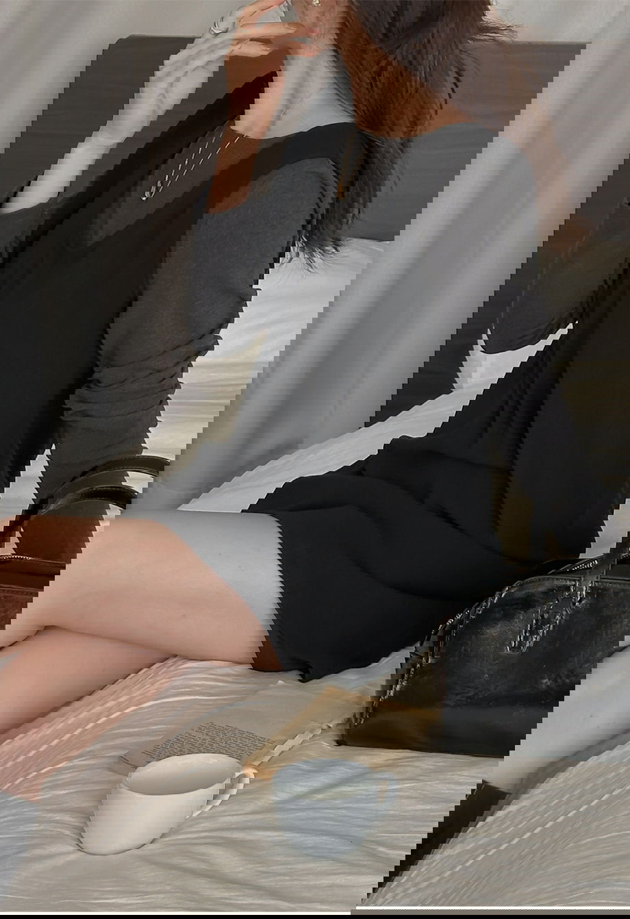 네브리빌 스판 보트넥 티셔츠 뷔스티에 투피스 세트