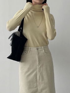 高領抓絨針織衫