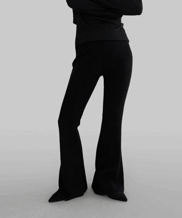 퍼비스 밴딩 니트 부츠컷 팬츠