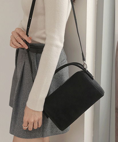 ショルダーバッグ