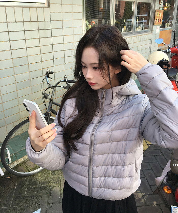 ウィッカーダストバッグ軽量フードダウンジャケット