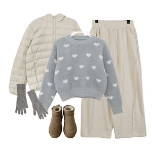 羽絨外套,長褲,針織衫 코디