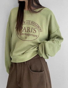 パリシテクロップラウンドスウェット