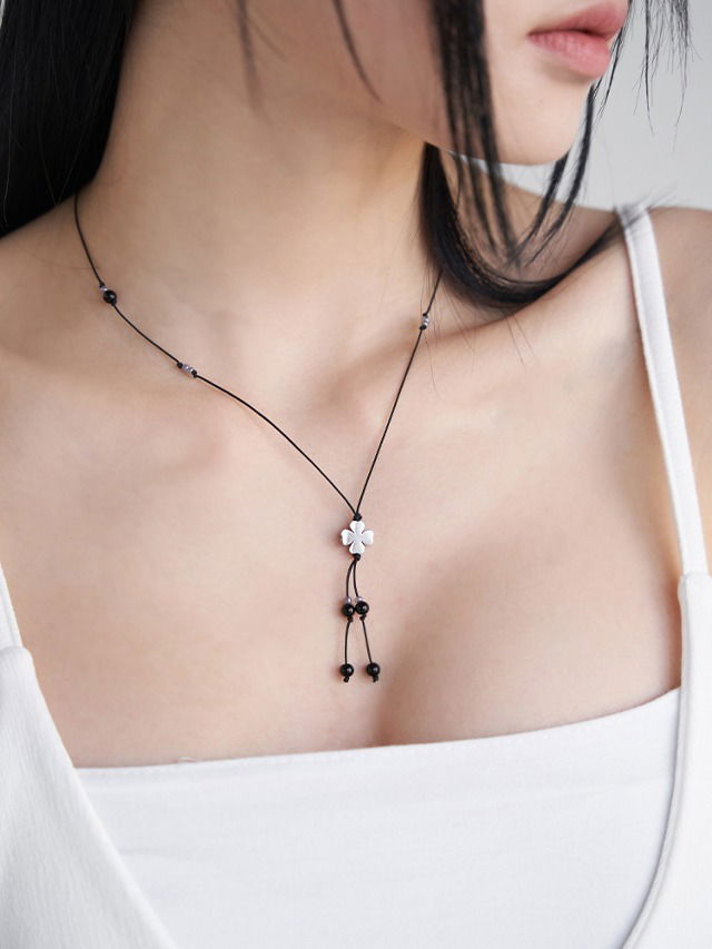 復古黑色幸運草原石長項鍊