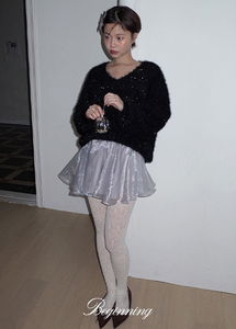 輕紗透膚百褶迷你裙